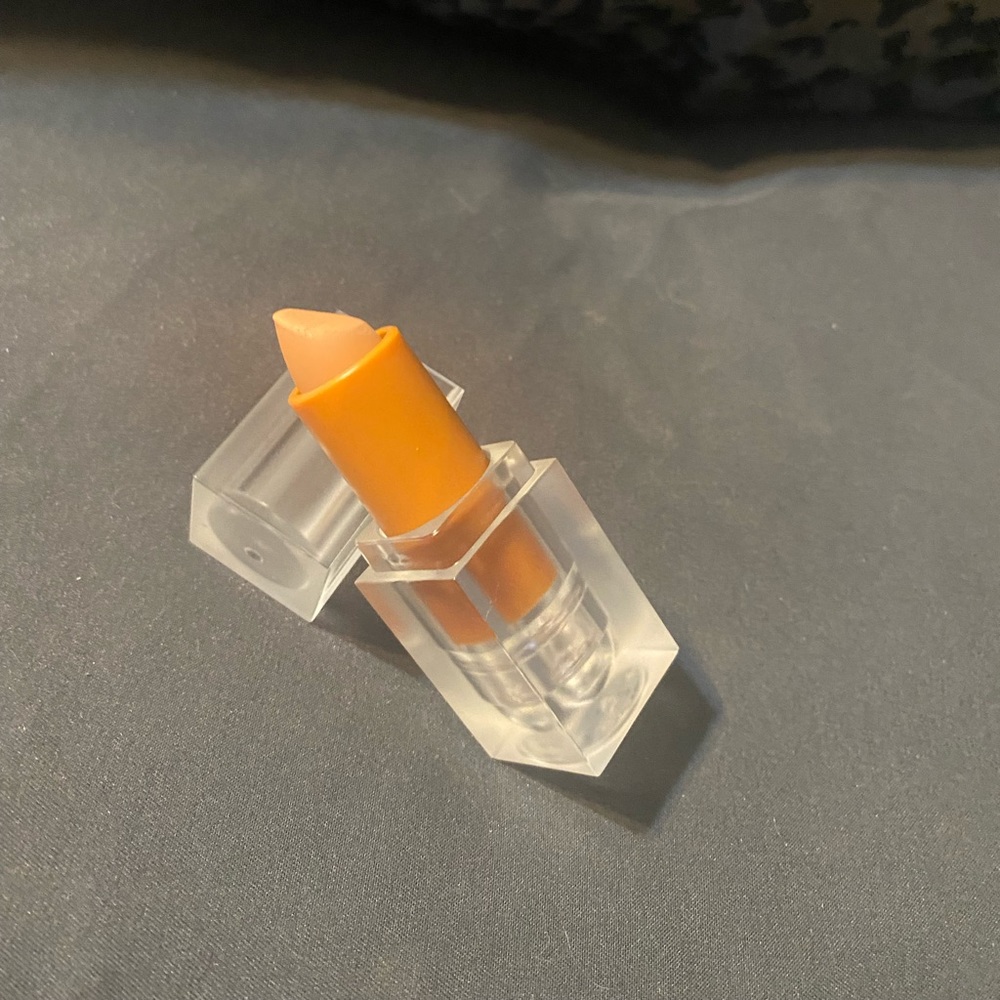 Kkw honey 1 matte lipstick